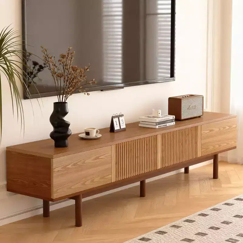Meuble TV en bois naturel de 220 cm avec portes à lattes, pour téléviseurs jusqu'à 90"