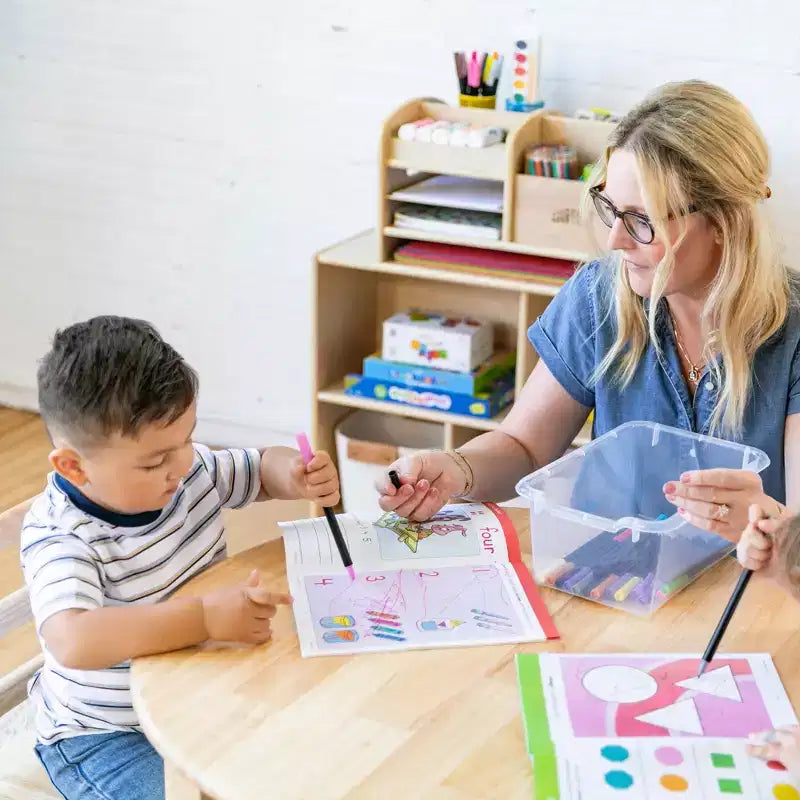 Meuble de rangement à 15 casiers avec 15 bacs à ouverture frontale, 5x3, couleurs assorties, pour enfants