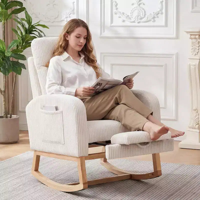 Fauteuil à bascule rembourré avec repose-pieds réglable et pochette latérale – Une place, plusieurs couleurs