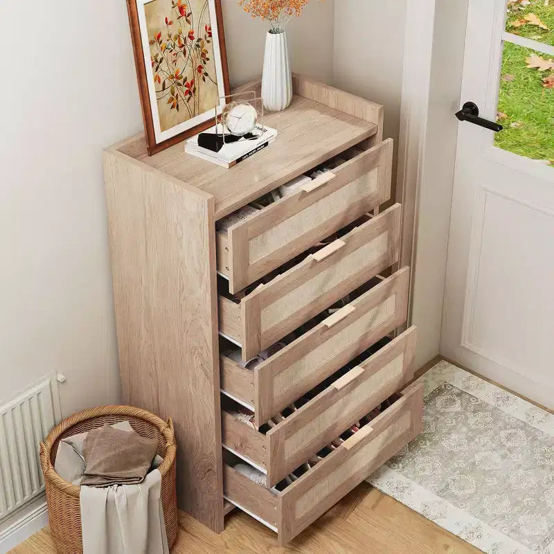 Commode 5 tiroirs en rotin Chêne foncé / Chêne clair, armoire de rangement tressée de 117 cm de haut, simple