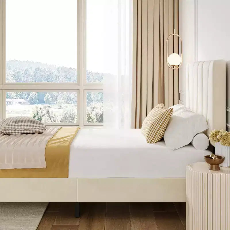 Cadre de lit plateforme pleine grandeur en velours beige avec tête de lit réglable, pour 2 personnes
