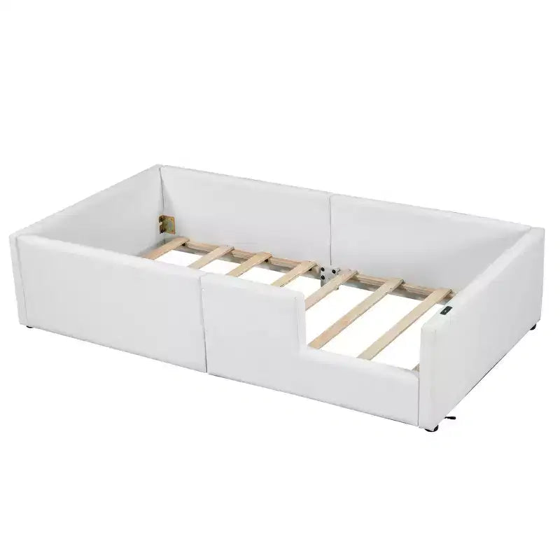 Lit plateforme jumeau rembourré rose/blanc avec garde-corps et station de recharge, 1 personne